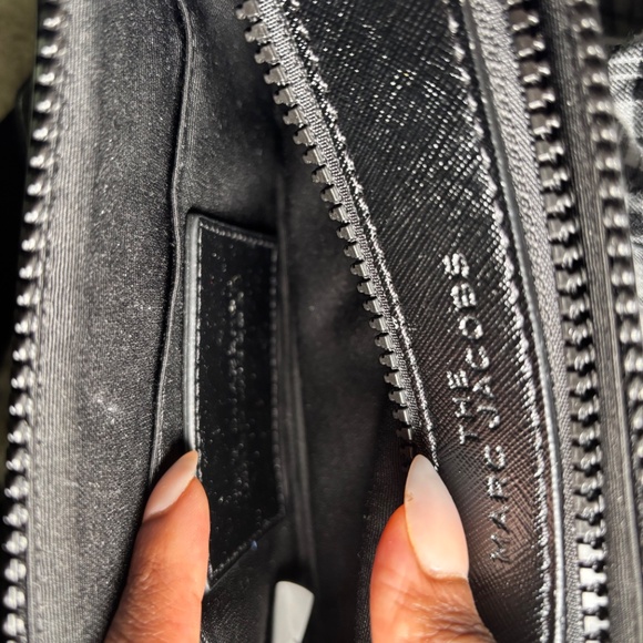 Authentic Marc Jacobs Camera Bag - Picture 9 of 10